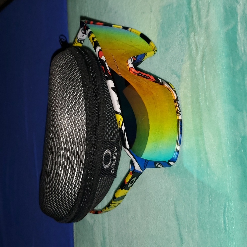 Oakley Sutro